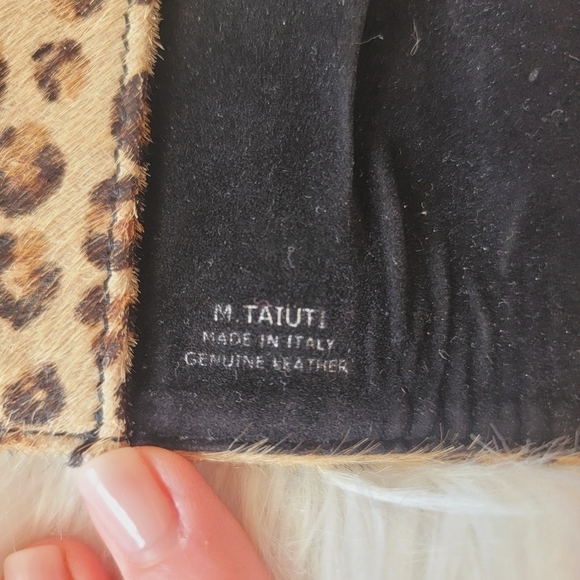 MaurizioTaiuti Passport Wallet - Picture 3 of 5